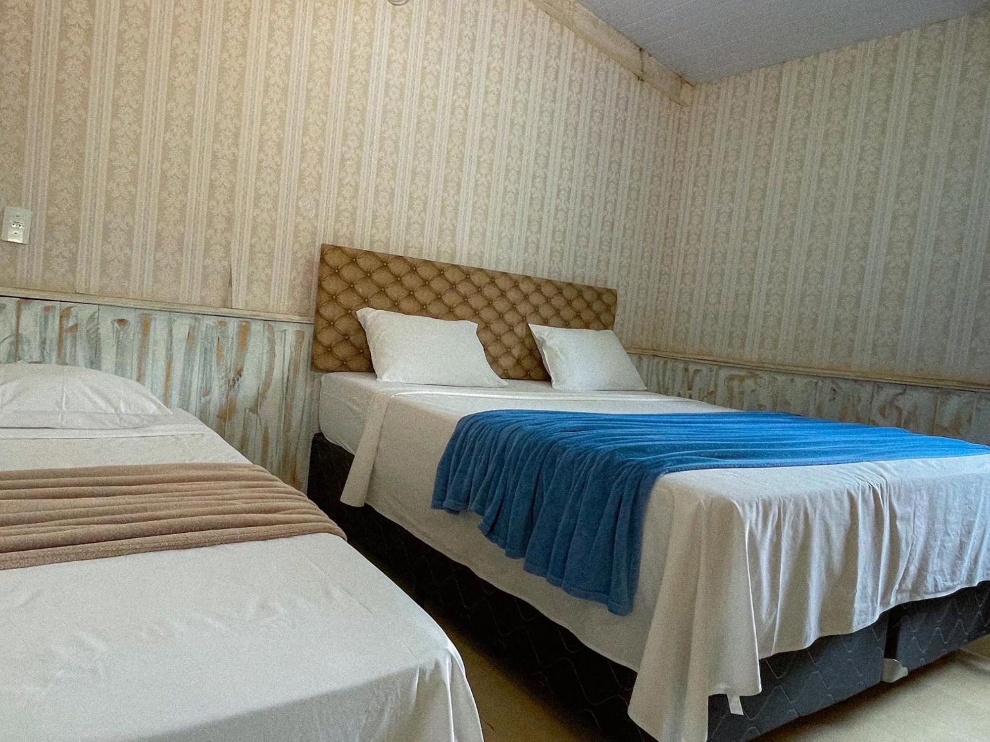 Ranchos 30 Hotel Fazenda Hidrolandia  Eksteriør bilde