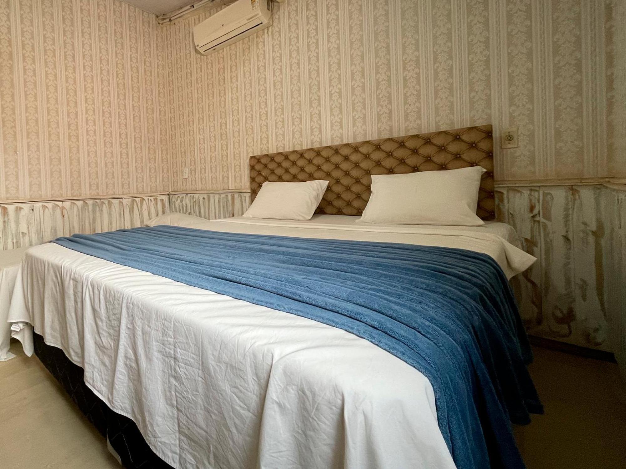 Ranchos 30 Hotel Fazenda Hidrolandia  Eksteriør bilde